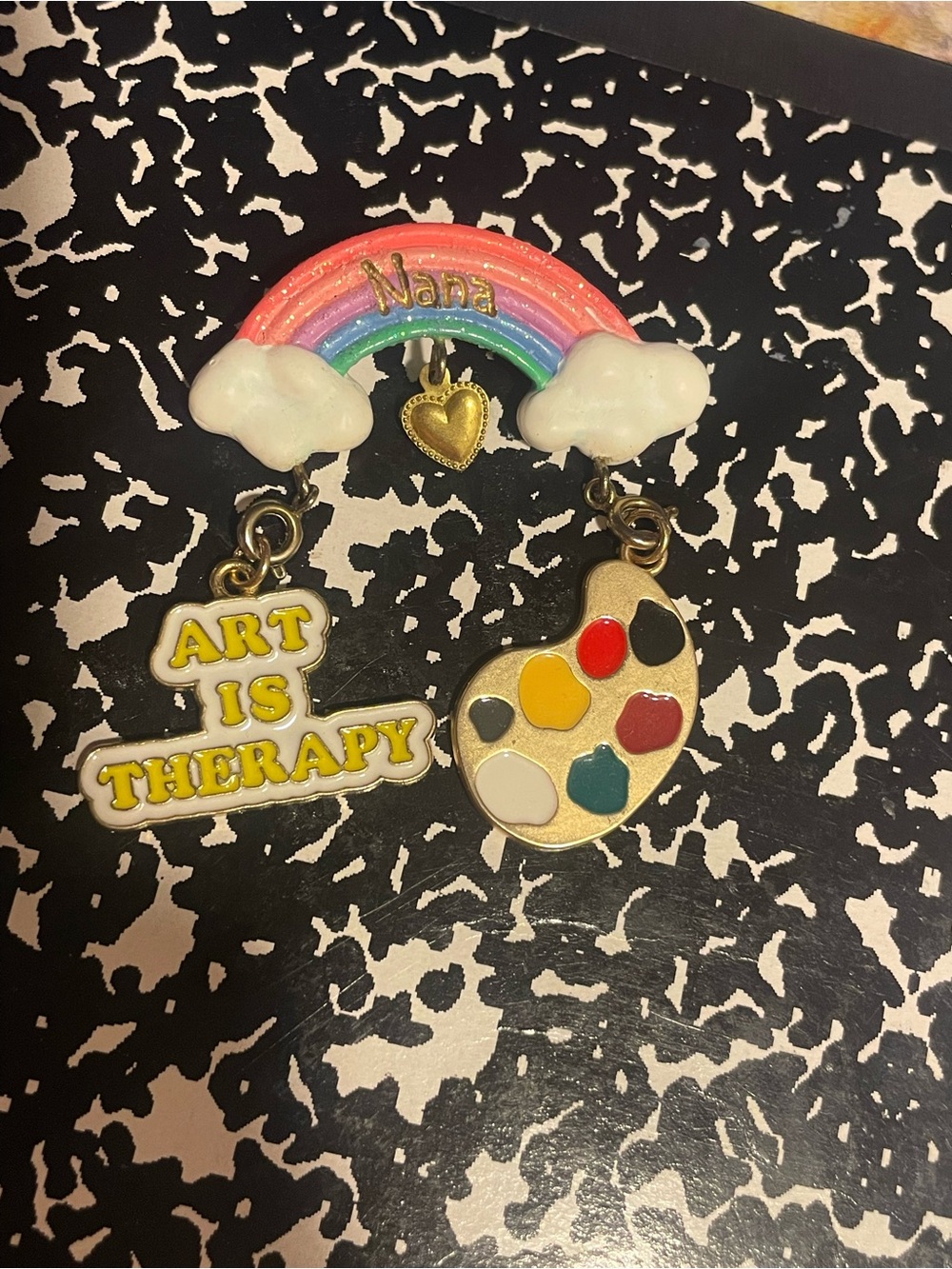 1980’s Kirk stamped Nana Rainbow 'Art Is Therapy' Enamel Pin - Multicolor.
